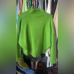 Green Zara sweater - medium